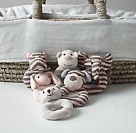 Luxe Knit Rattle
