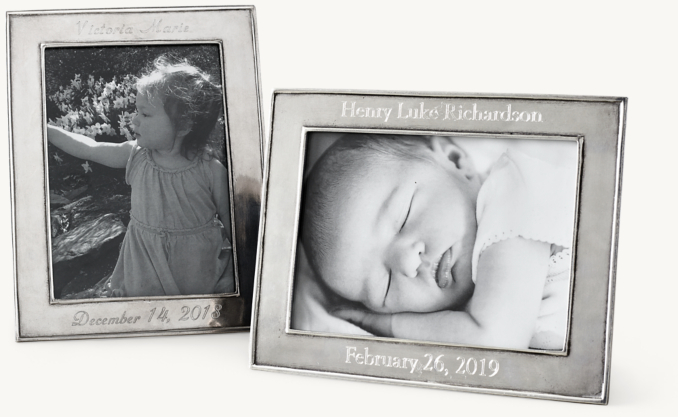 Front view of Pewter Heirloom Picture Frame 