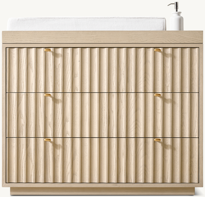 Shown in Light Natural Ash.