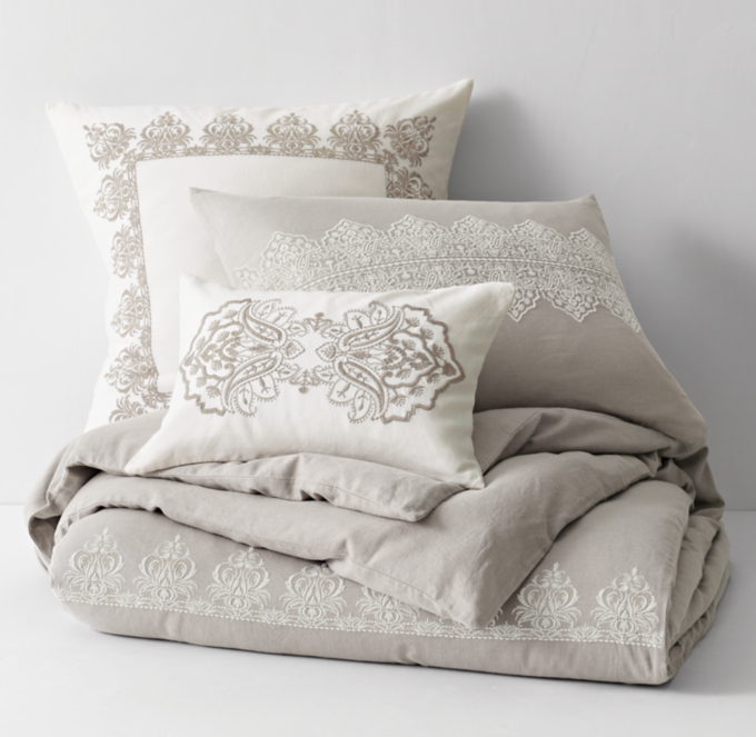 RH Restoration hardware White down duvet comforter store